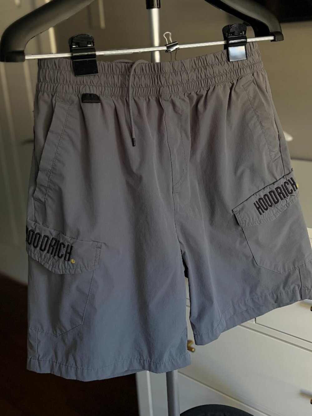 Hoodrich Grey Cargo Shorts Embroidered Logo Men’s Large